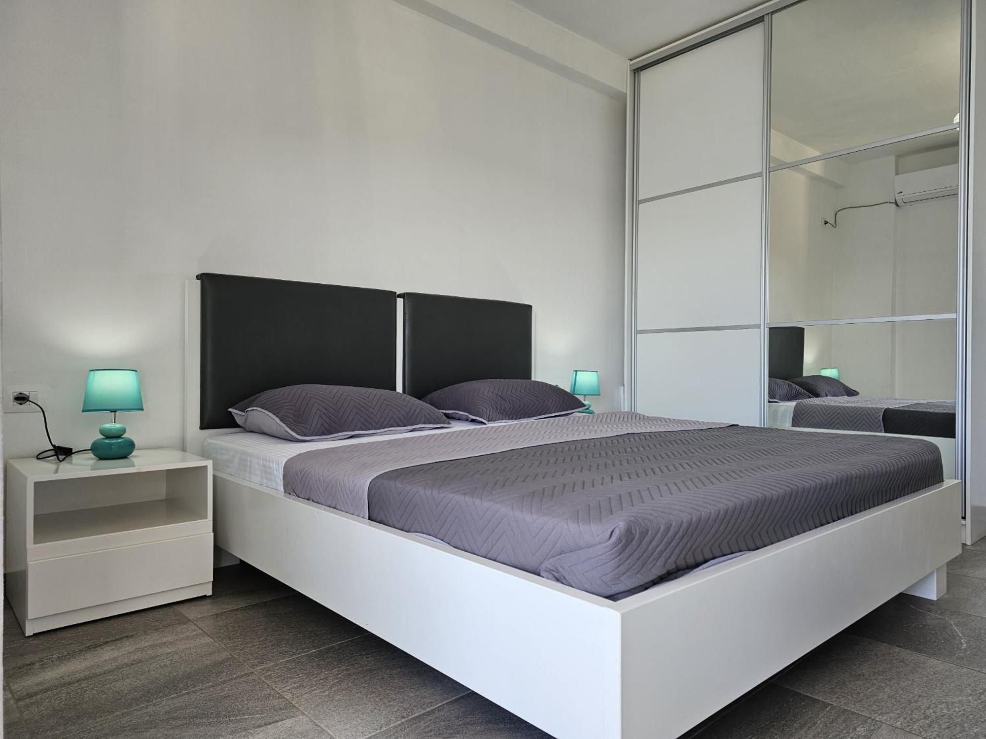 Wonderful View Apartments Sarandë Exterior foto